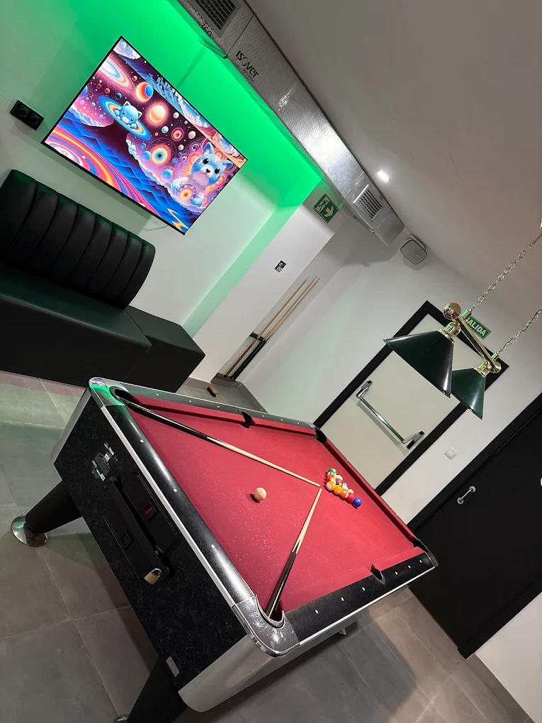 elfbar nachfüll pod läuft aus Cannabis Social Club / Coffee Shop à Lloret De Mar
